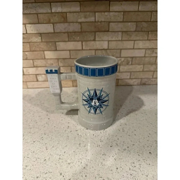 Disney Parks Exclusive WDW Walt World Magic Kingdom Castle Tower Coffee Mug Cup - Picture 1 of 4